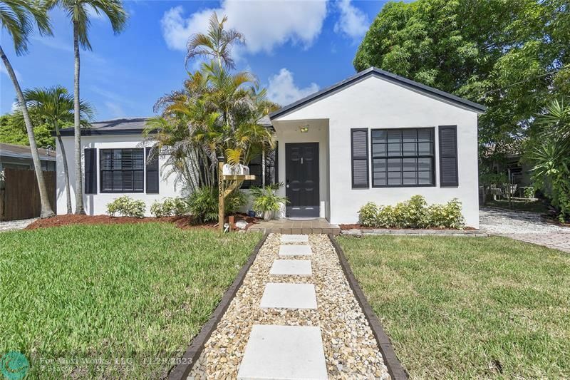 Property Photo:  1235 NE 2nd Ave  FL 33304 