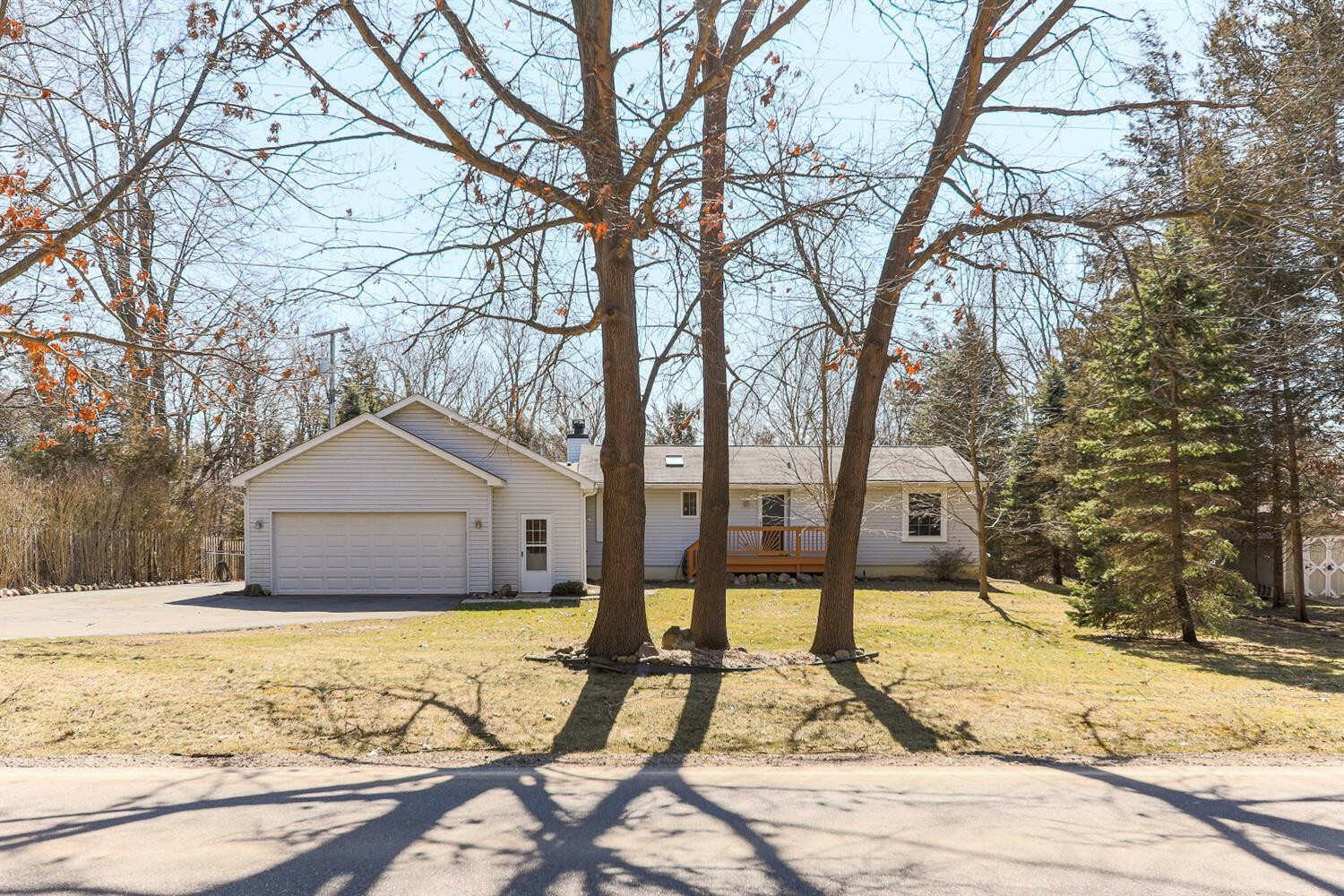 Property Photo:  3618 Cordley Lake Road  MI 48169 