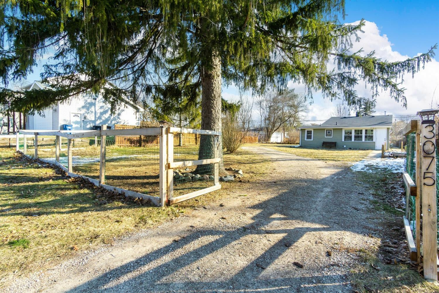 Property Photo:  3075 Springbrook  MI 48108 