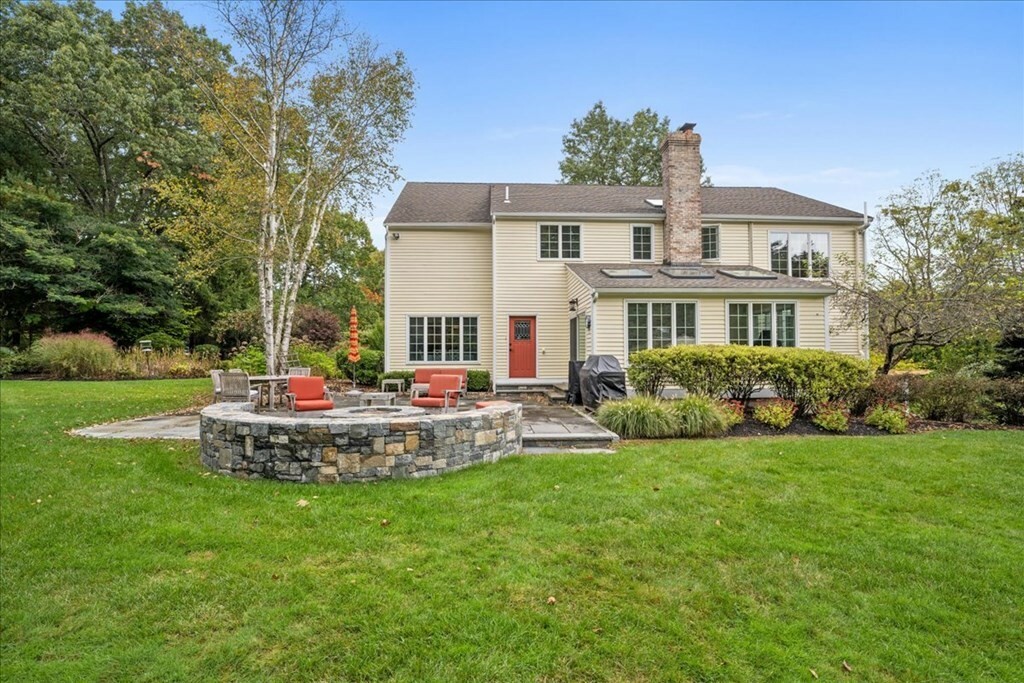 Property Photo:  10 Sadie Hutt Ln  MA 01772 