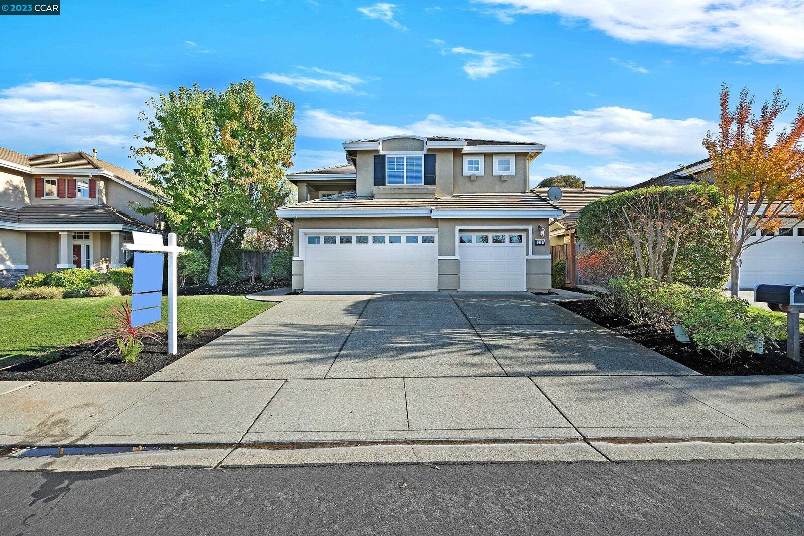 Property Photo: 216 Stetson Dr CA 94506