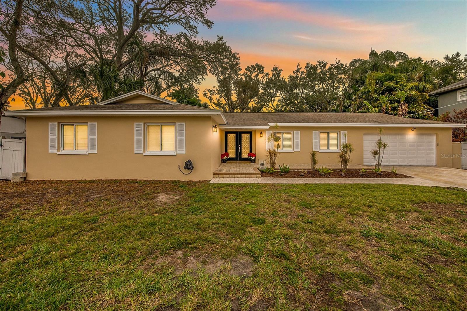 Property Photo:  4915 W San Jose Street  FL 33629 