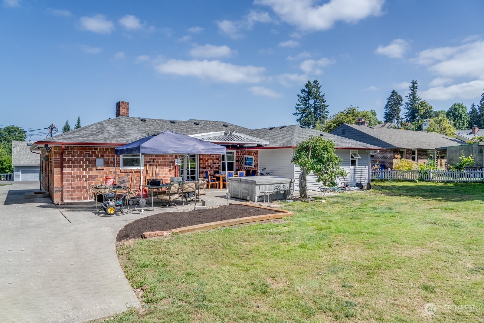 Property Photo: 3522 Upland Avenue WA 98203