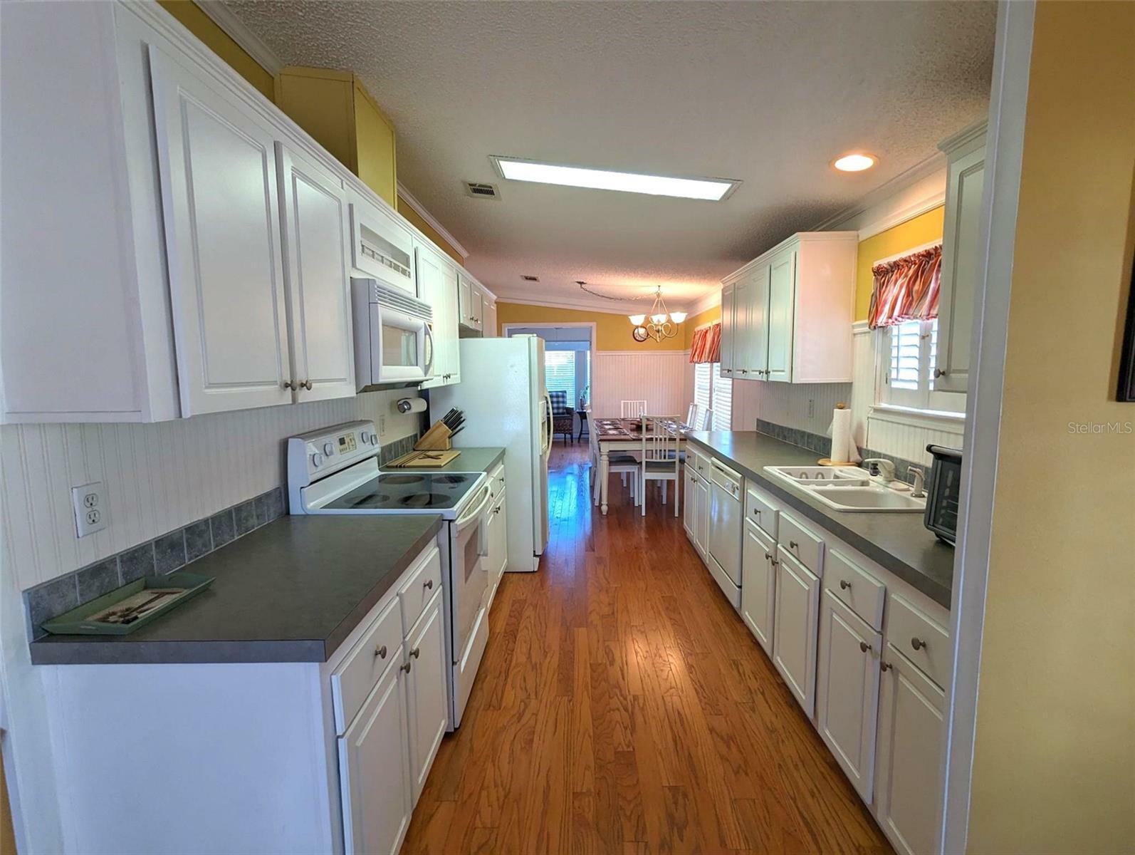 Property Photo:  2100 Kings 21  FL 33980 