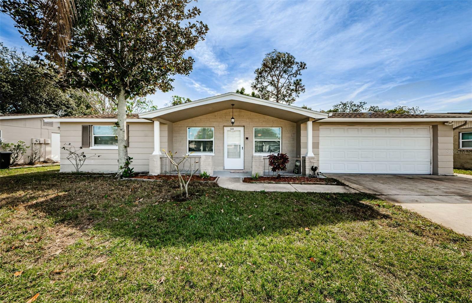 Property Photo: 3426 Fairmount Drive FL 34691