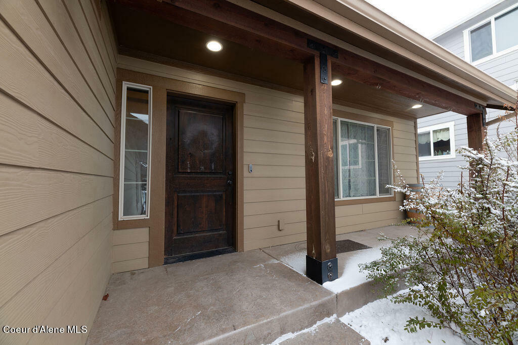 Property Photo:  13438 N Shimmering Ct  ID 83858 