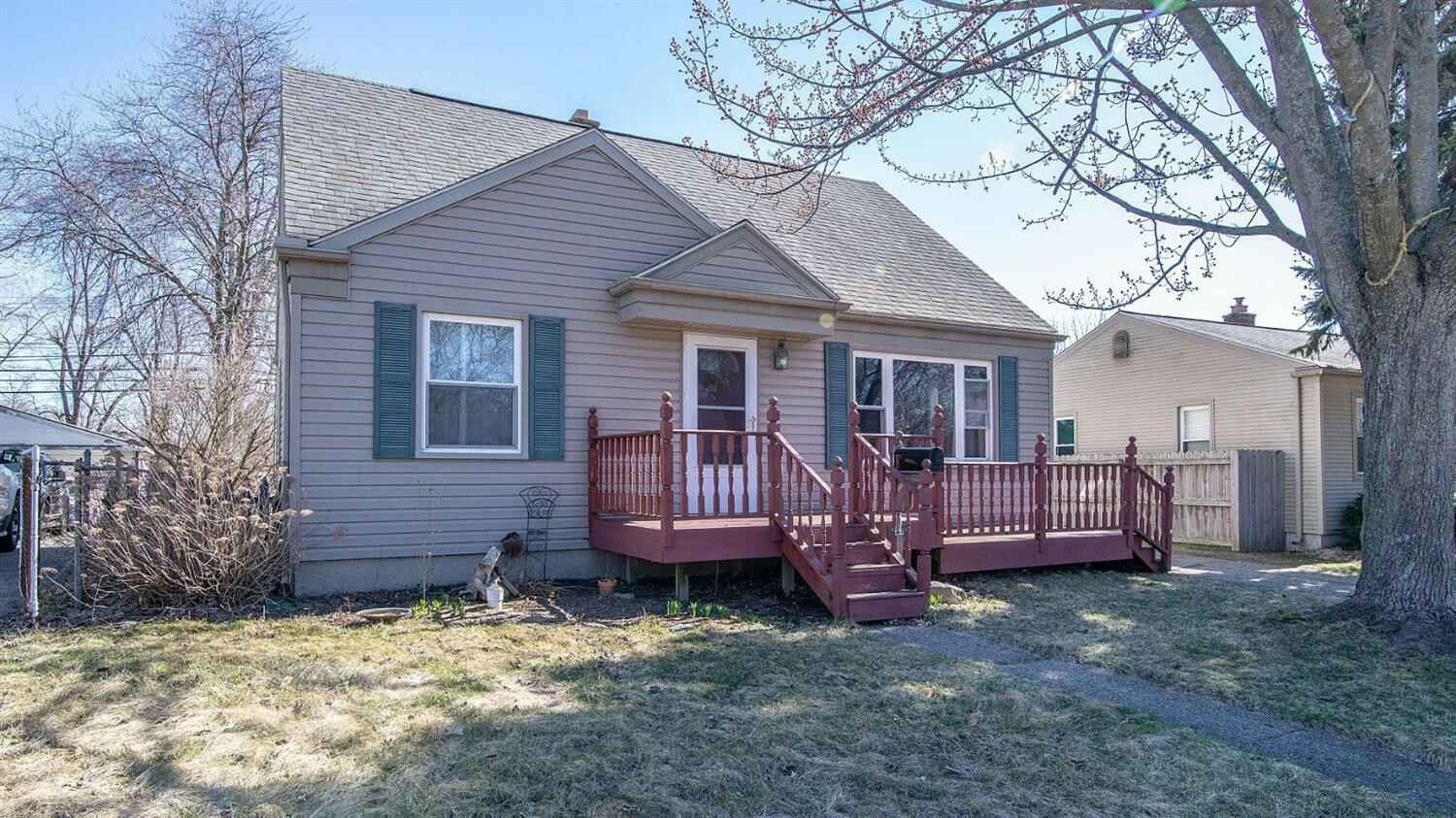 Property Photo:  1109 Evelyn Avenue  MI 48198 