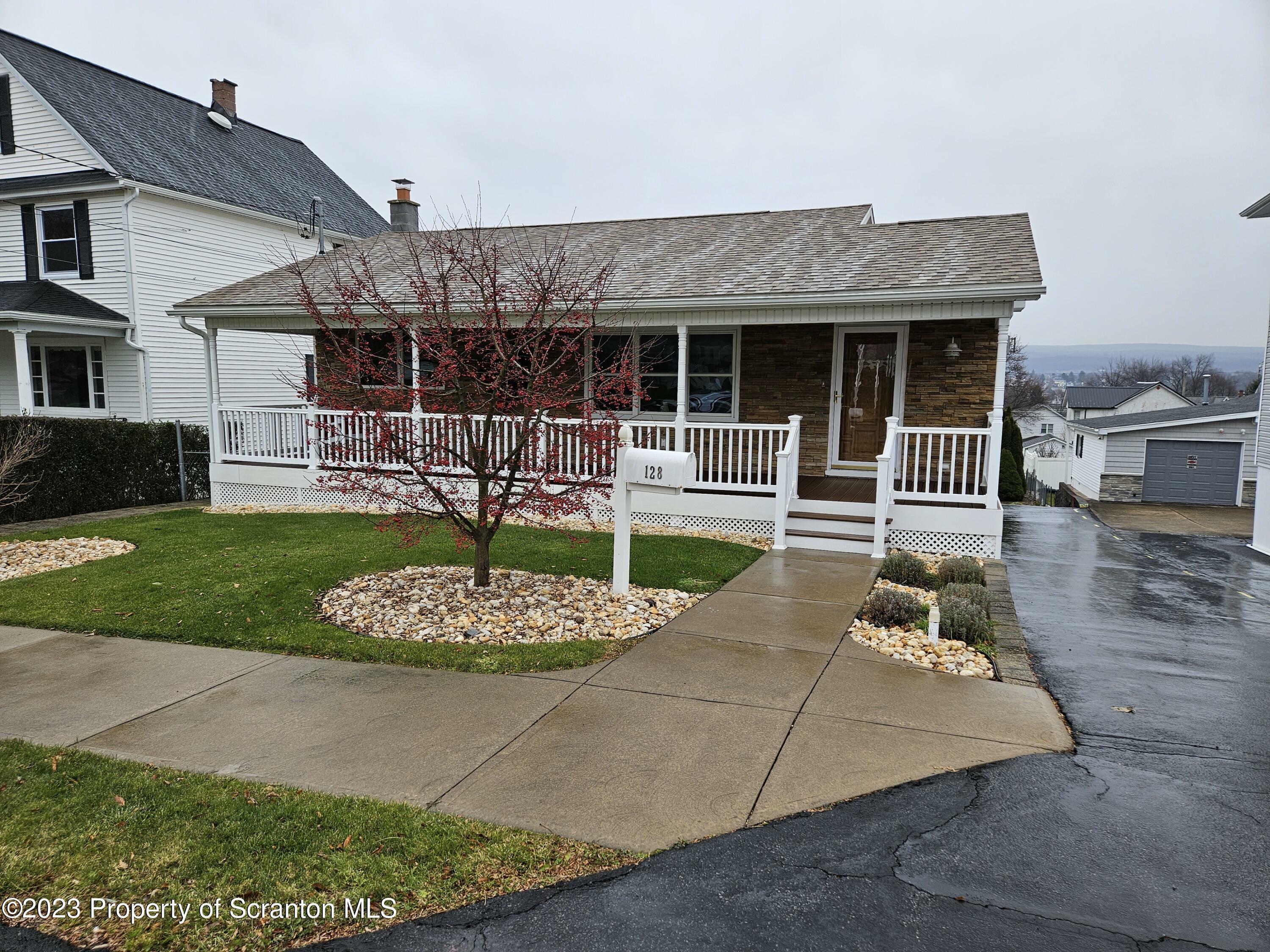 128 5th Street  Blakely PA 18447 photo