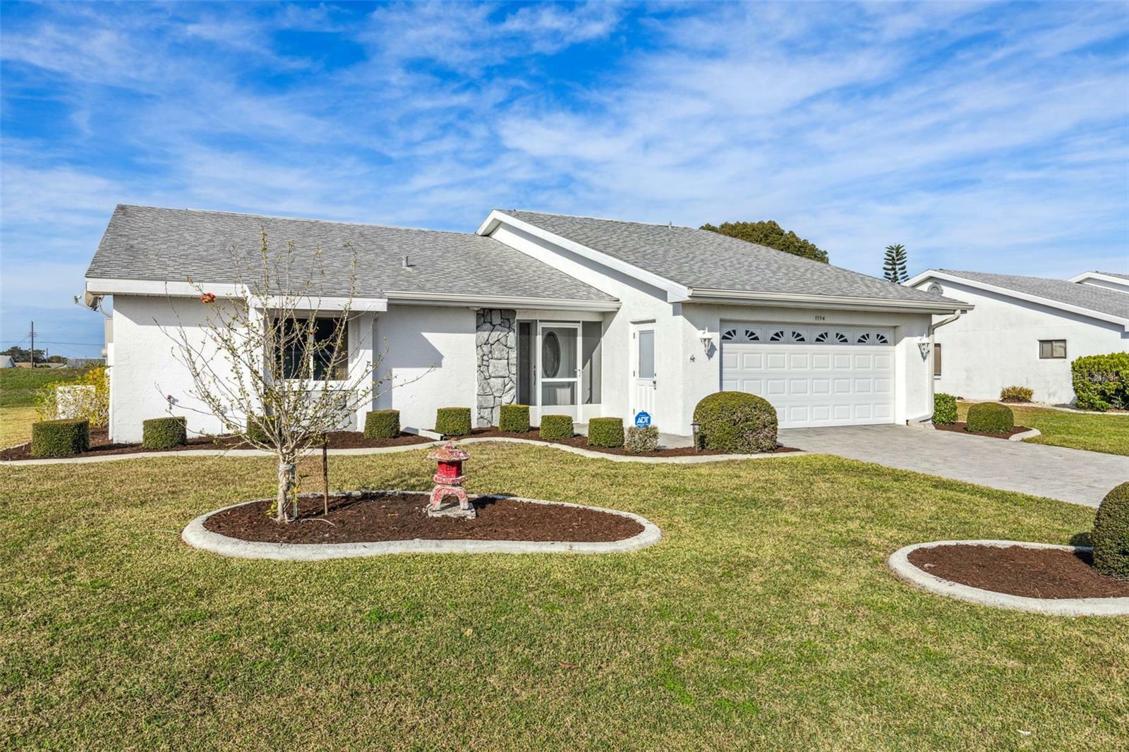 Property Photo: 1114 El Rancho Drive FL 33573