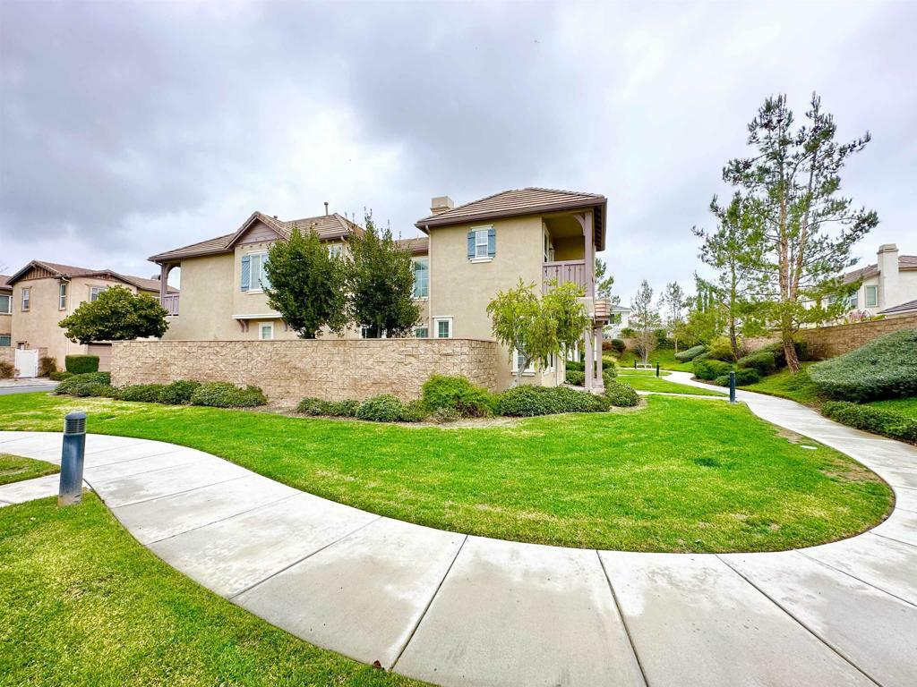 Property Photo:  45922 Daviana Way  CA 92592 