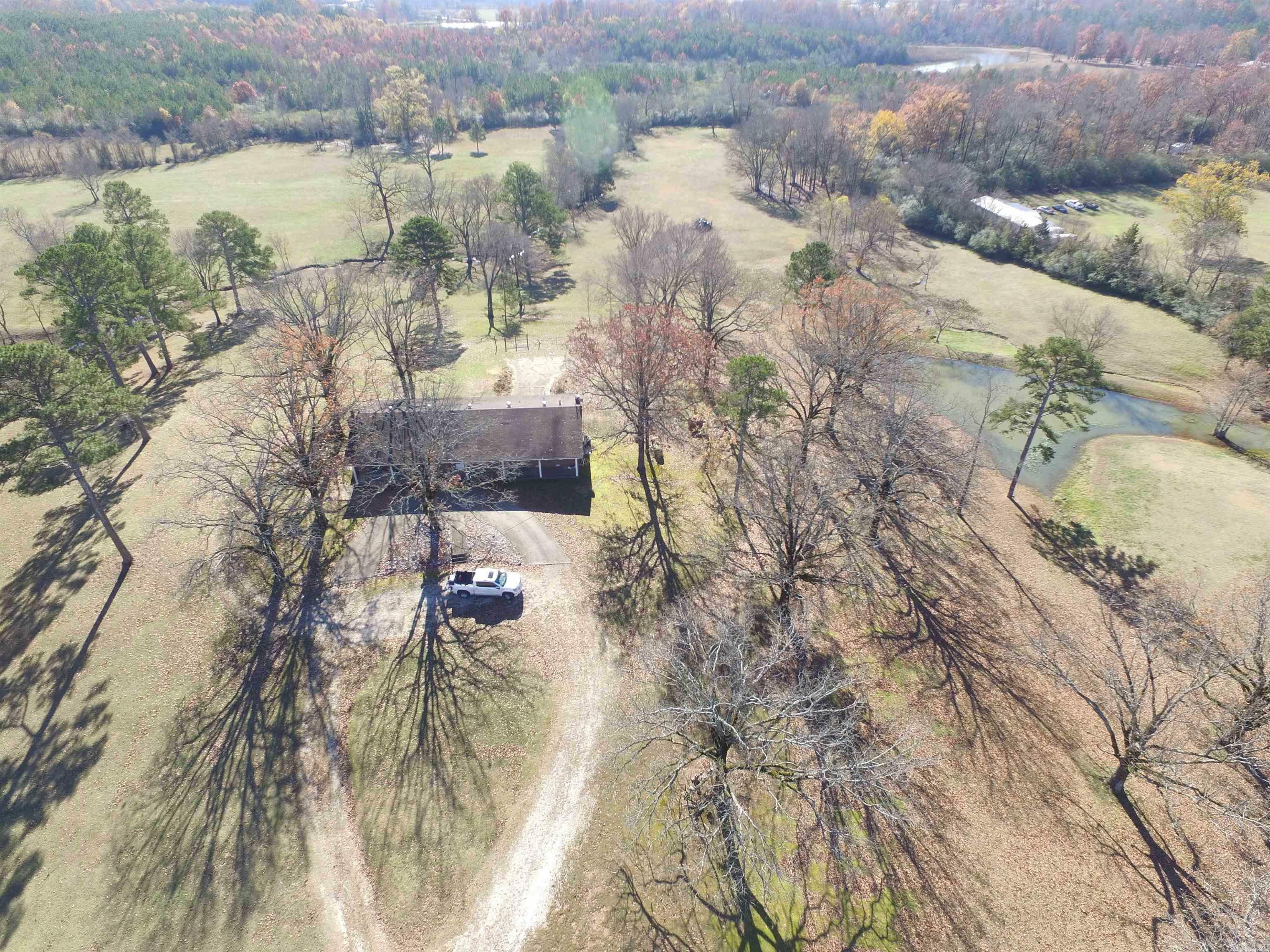 Property Photo:  669 Navaho Trail  AR 71929 