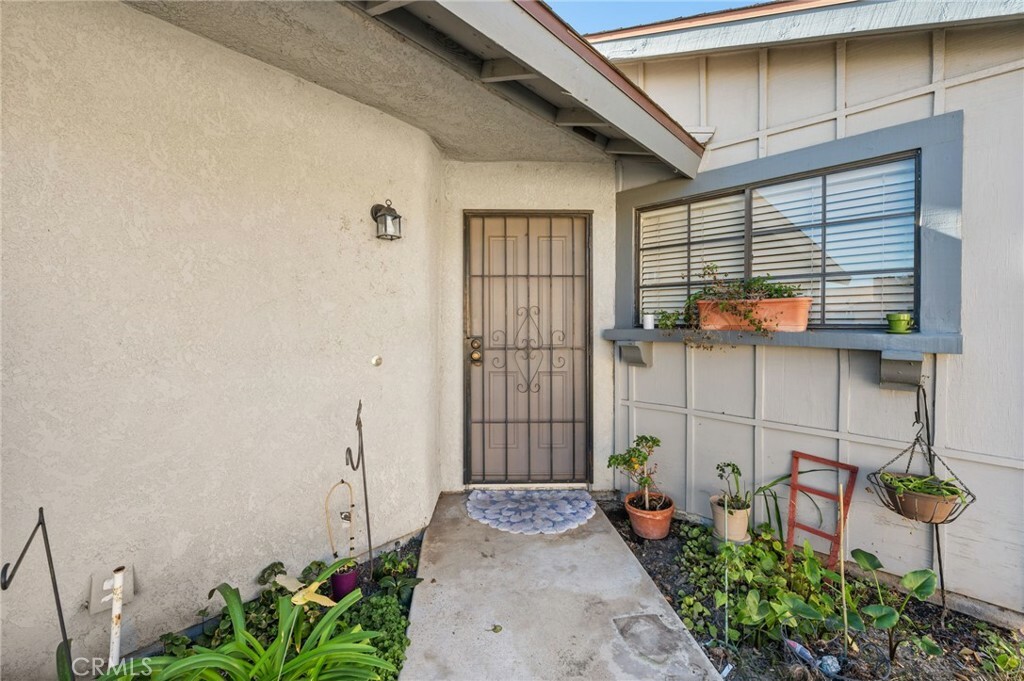 Property Photo:  29250 Murrieta Road  CA 92586 