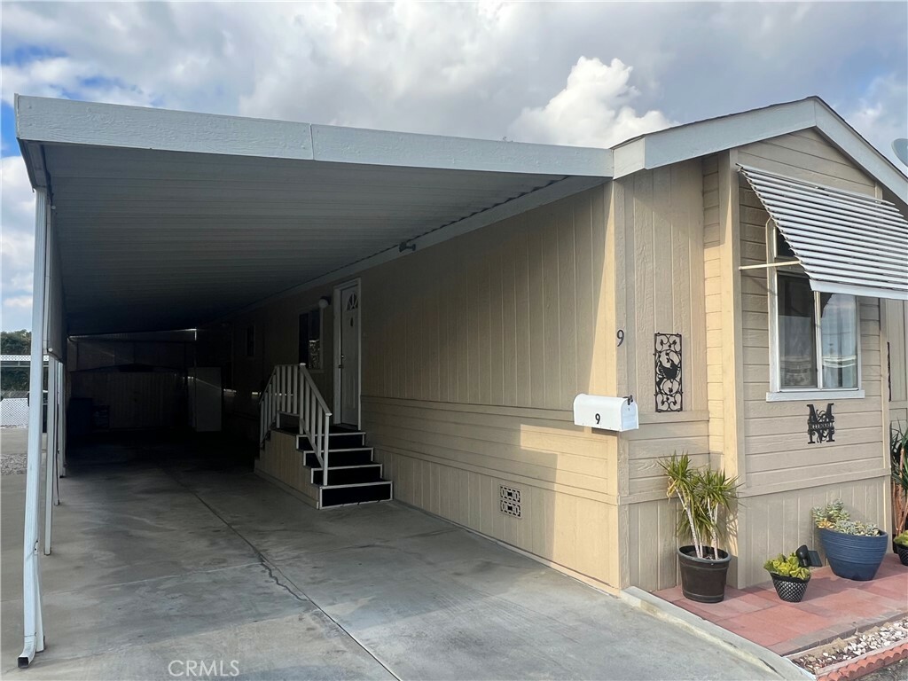 Property Photo: 1203 W 6th Street 9 CA 92882