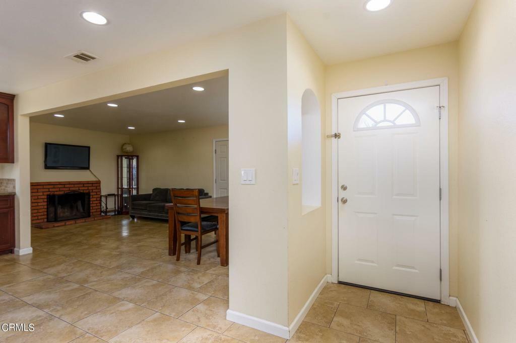 Property Photo:  4810 Tulsa Drive  CA 93033 