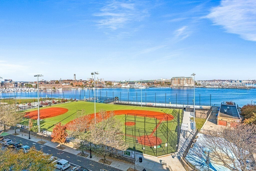 Property Photo:  480 Commercial Street 5B  MA 02109 