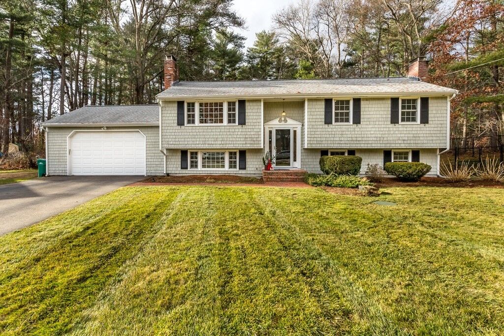 Property Photo: 24 Lawndale Rd MA 02048