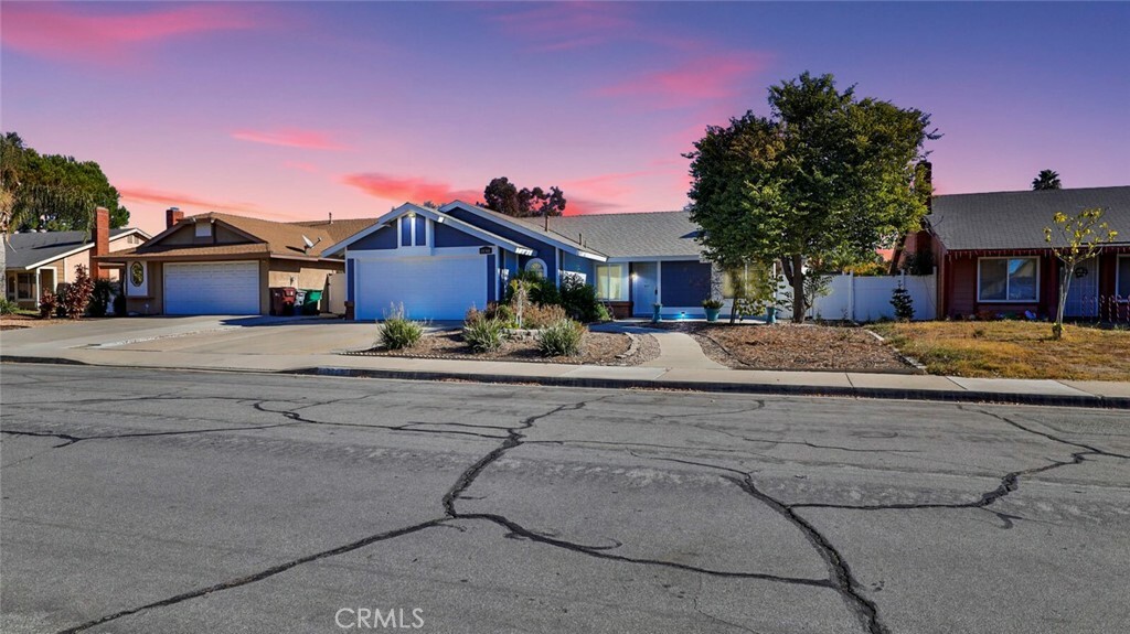 Property Photo: 14566 Antilles Drive CA 92553