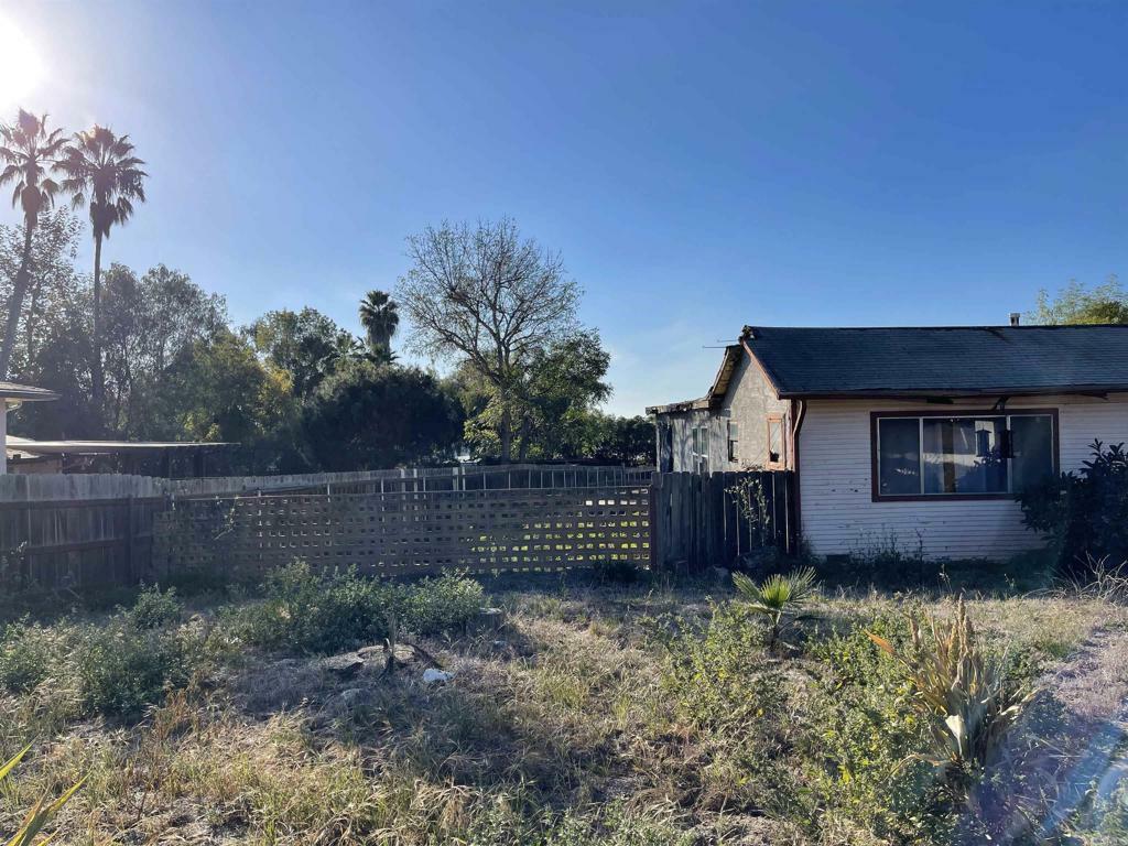 Property Photo:  1332 Warmlands Avenue  CA 92084 