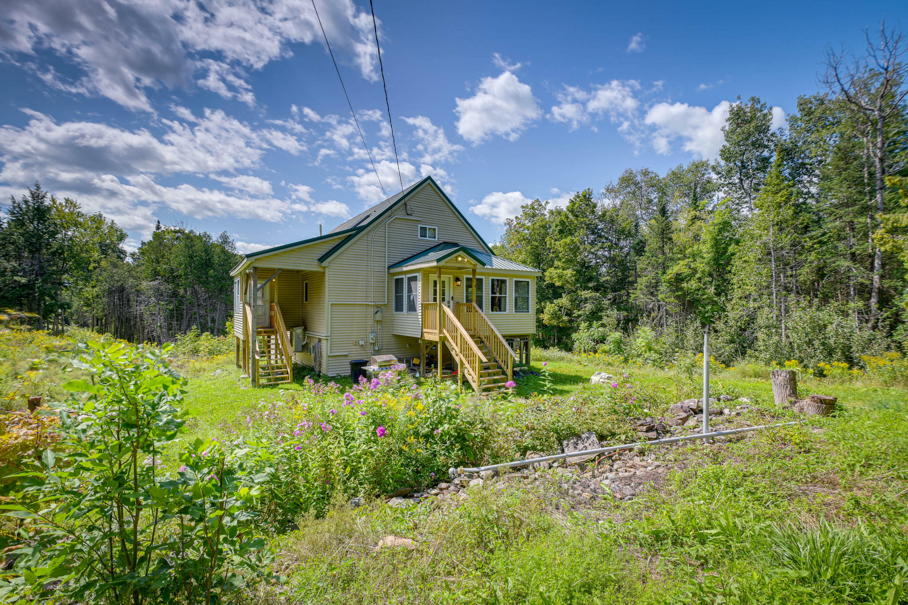 Property Photo:  246 Pratt Road  ME 04953 