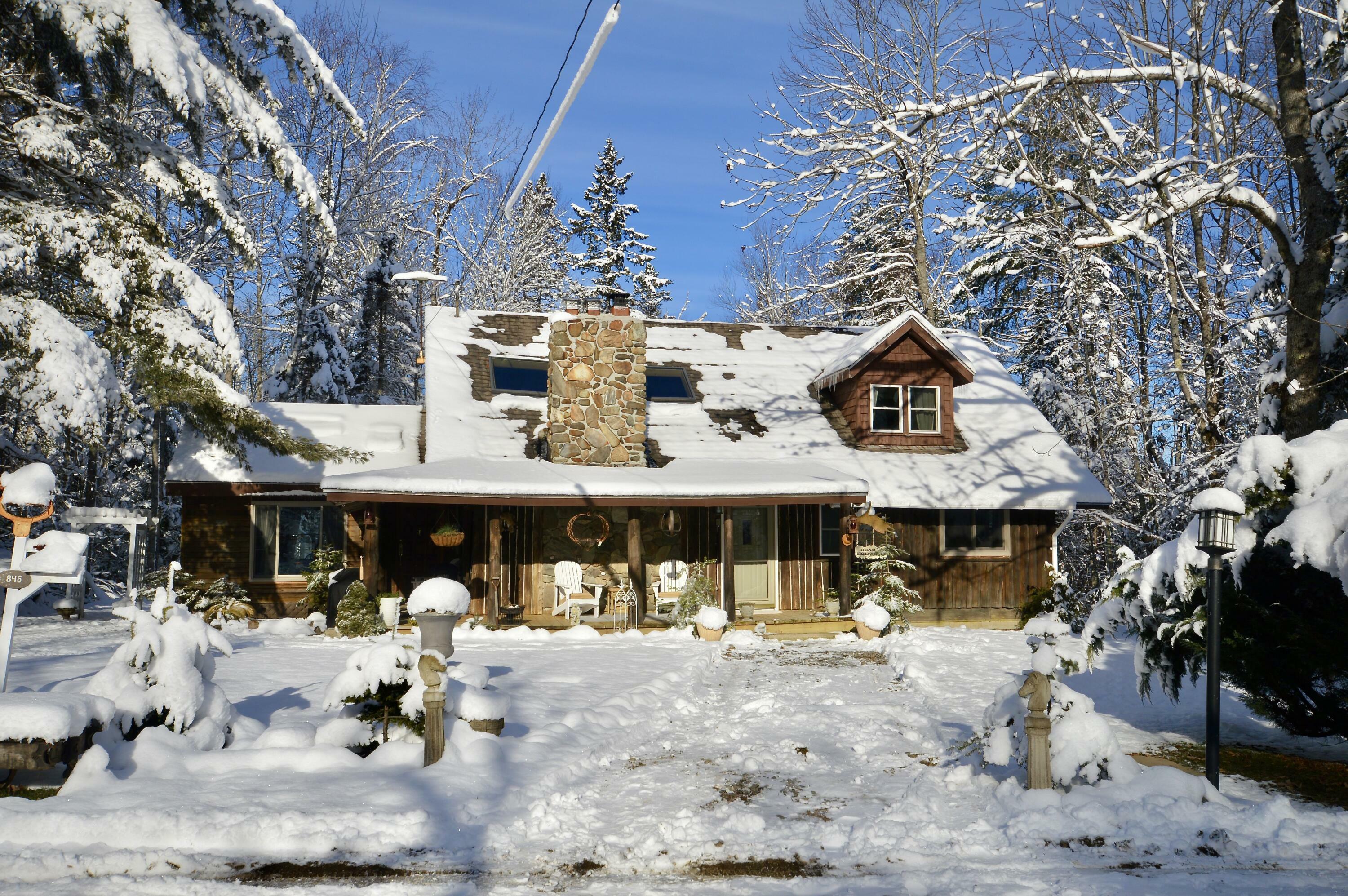 Property Photo:  846 Kennebec Road  ME 04444 