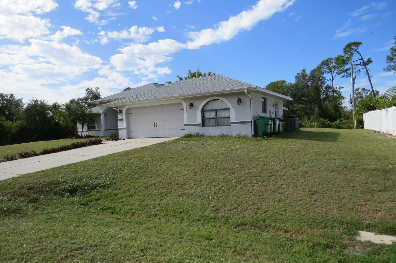 Property Photo:  1085 Inverness Street  FL 33952 