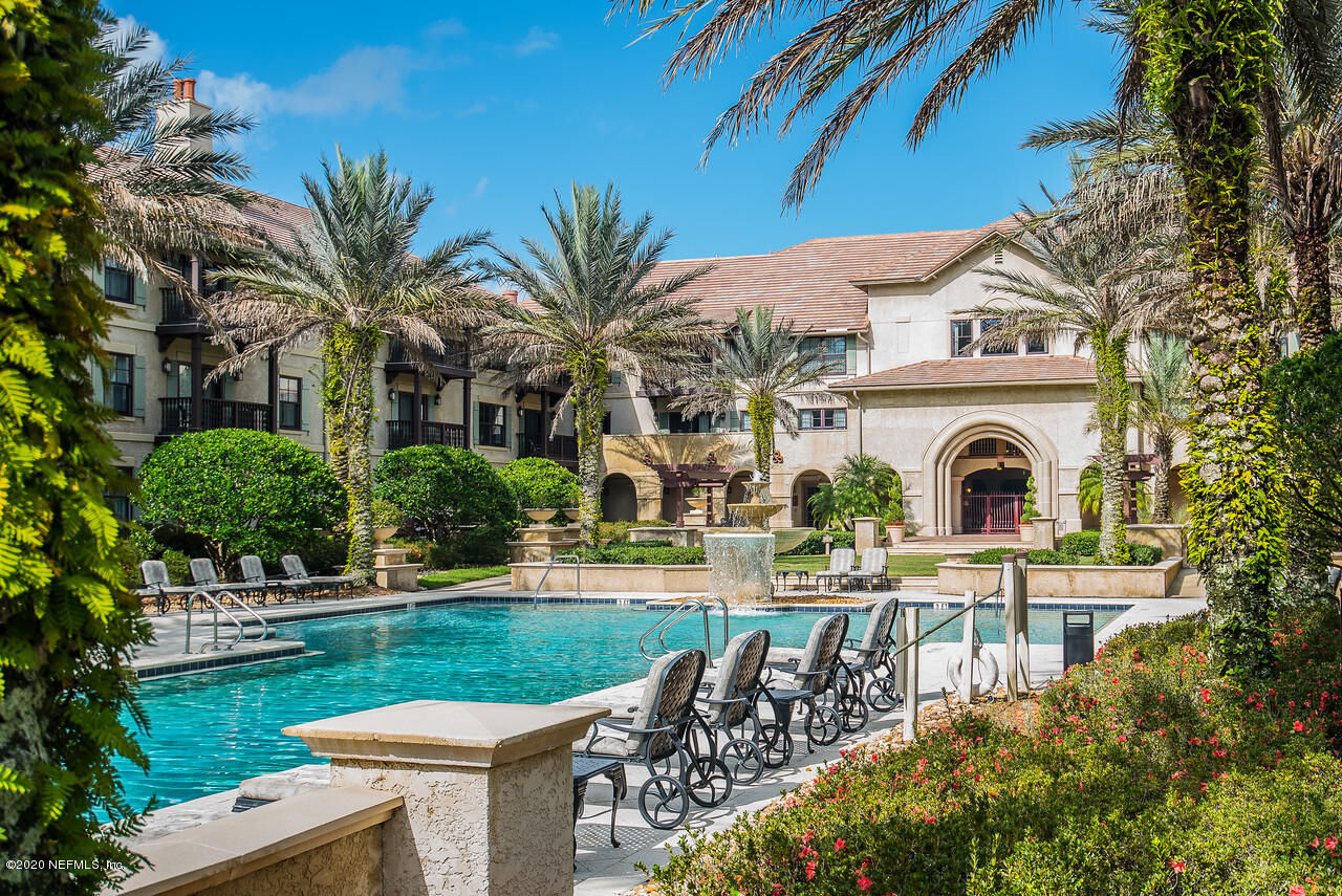 Property Photo:  945 Registry Boulevard 305  FL 32092 