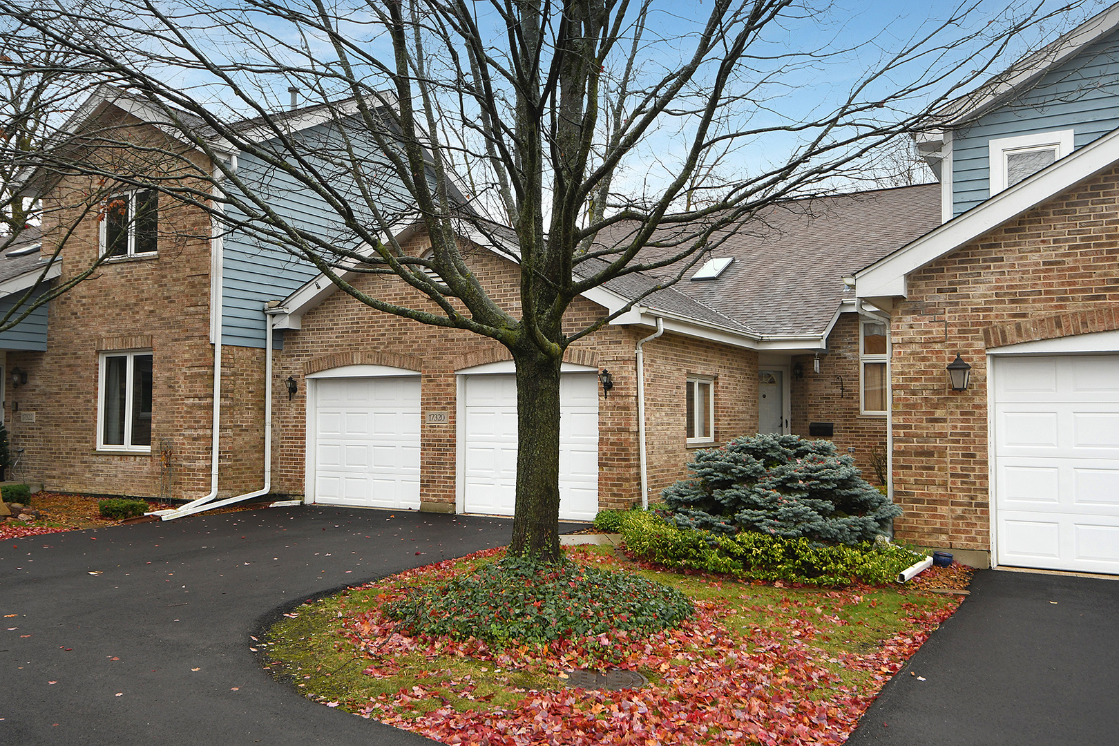 17320 Lakebrook Drive  Orland Park IL 60467 photo