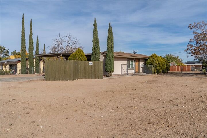 Property Photo:  15050 Cashew Street  CA 92345 