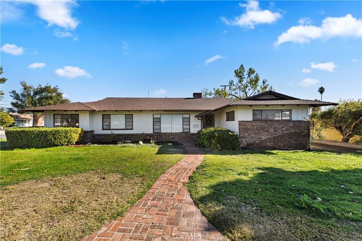 Property Photo:  731 N Riverside Avenue  CA 92376 