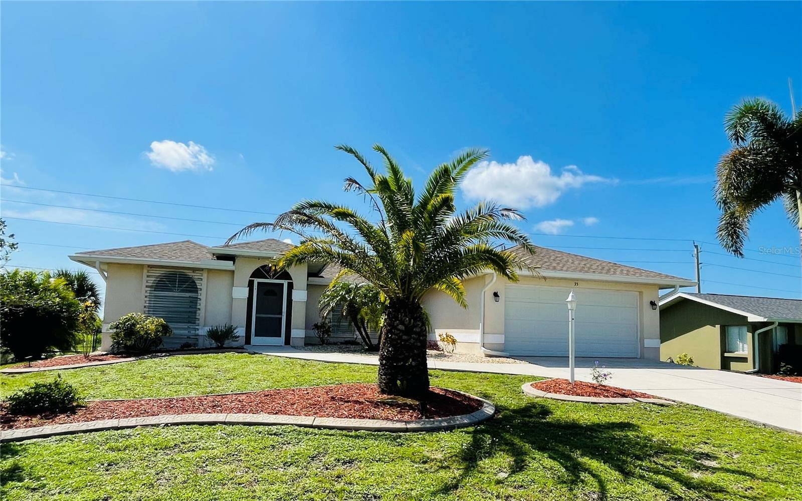 Property Photo:  35 Annapolis Lane  FL 33947 