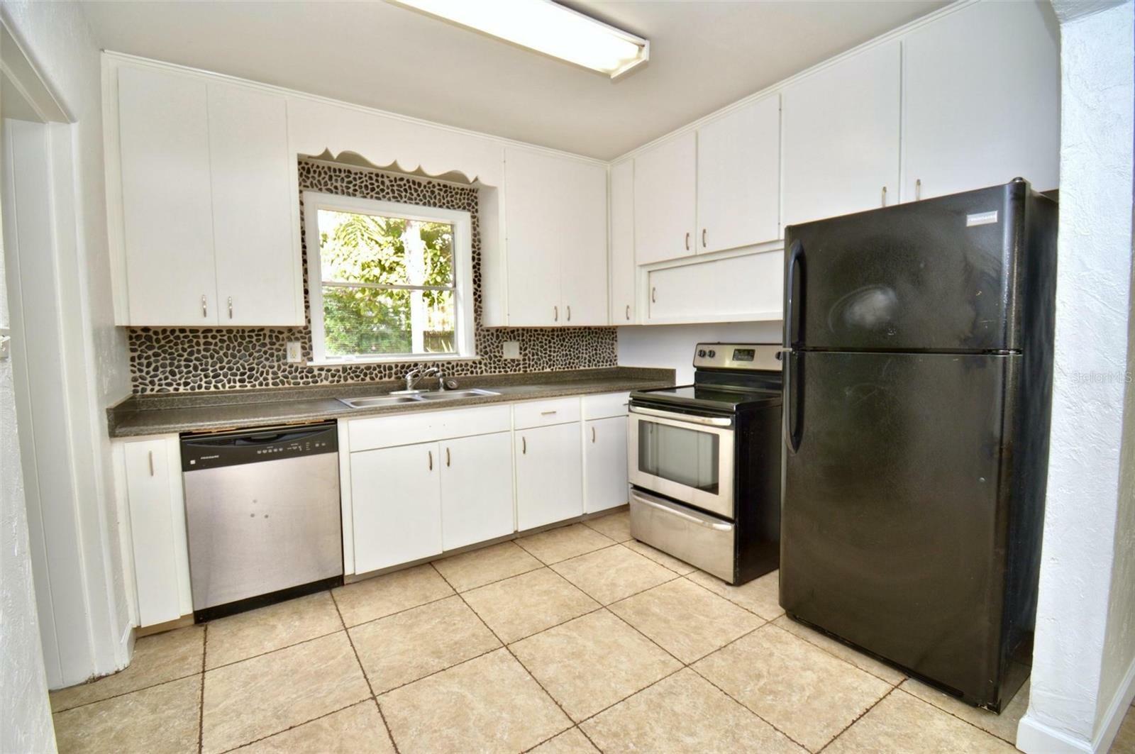 Property Photo:  1 Swan Avenue  FL 32168 