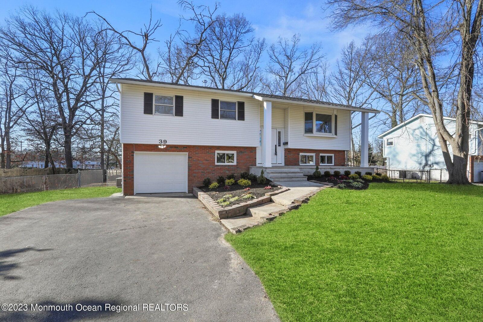 Property Photo:  39 Holiday Road  NJ 07726 