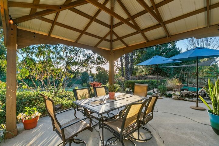 Property Photo:  1002 Via Esperanza  CA 91773 