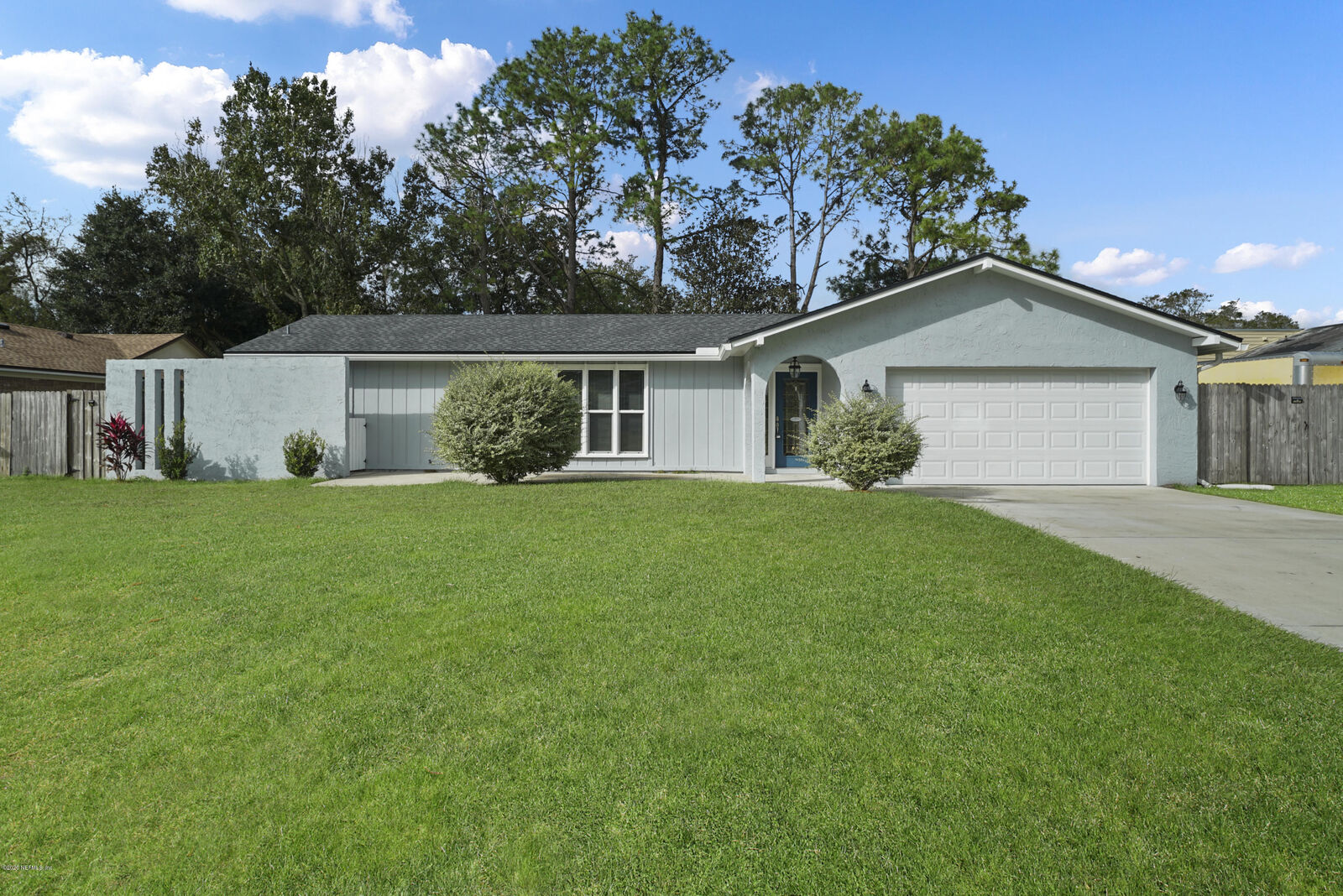 Property Photo: 582 William Penn Street FL 32073