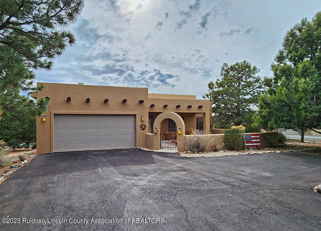 Property Photo:  174 Mira Monte Road  NM 88312 