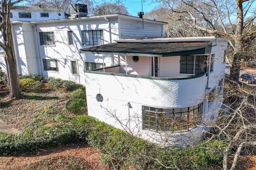 Property Photo: 1142 Briarcliff Road NE GA 30306