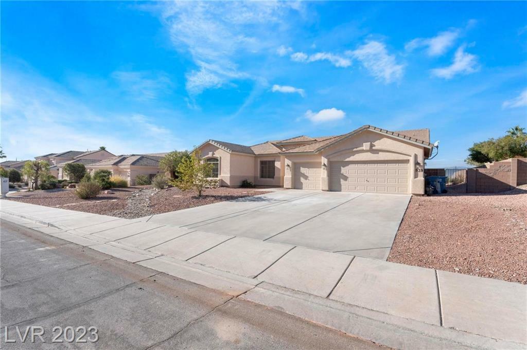 Property Photo:  939 Temple View Drive  NV 89110 