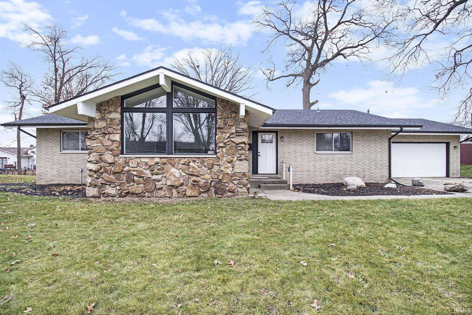 Property Photo: 135 Woodhill Lane IN 46619-1642