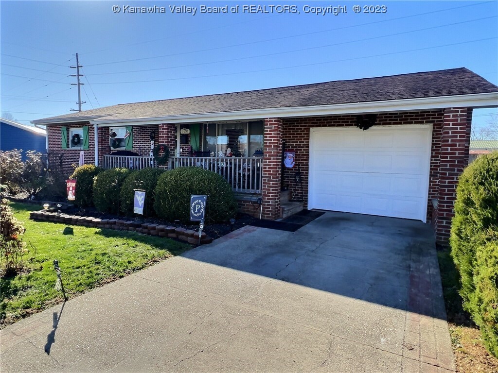 Property Photo: 520 Meadow Circle WV 25526