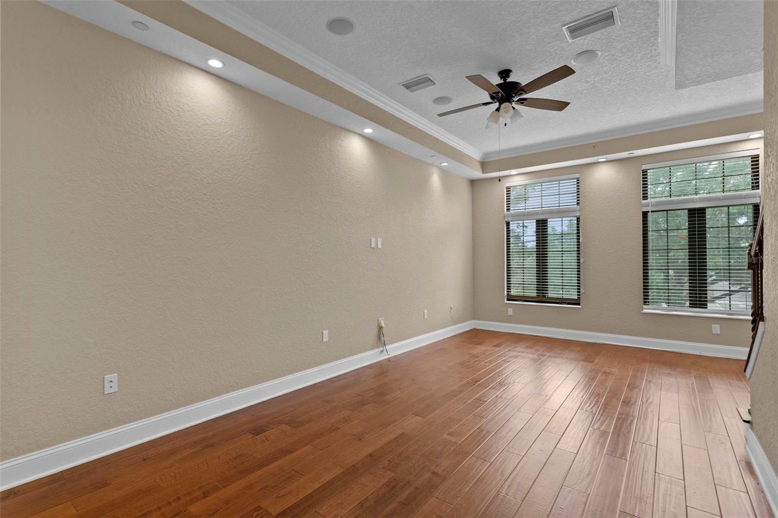 Property Photo:  2204 Soho Bay Court  FL 33606 