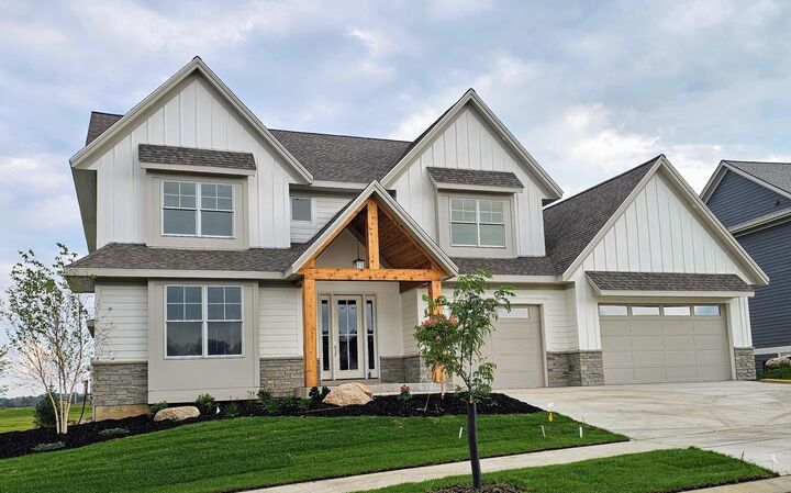 2674 Scenic Point Drive SW  Rochester MN 55902 photo