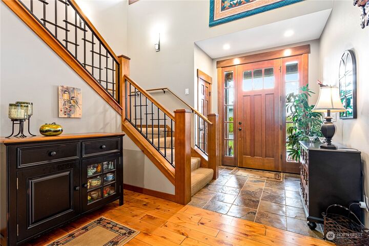 Property Photo:  1072 N 8th Street  WA 98264 