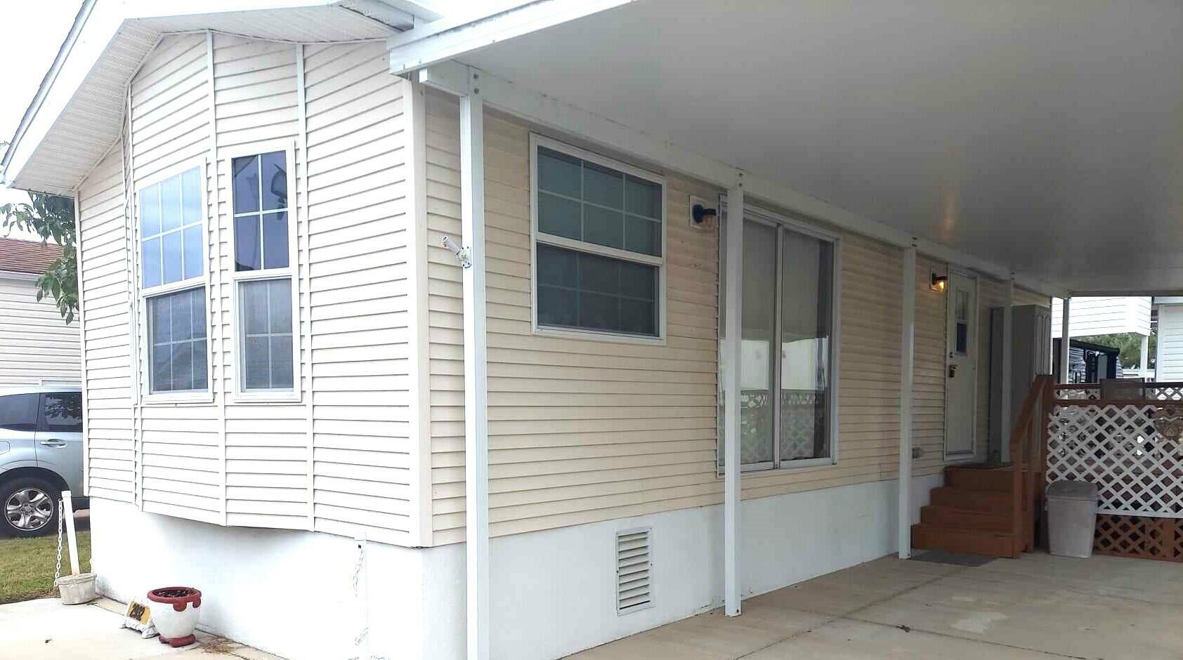 Property Photo:  2932 Discovery Place  FL 32796 