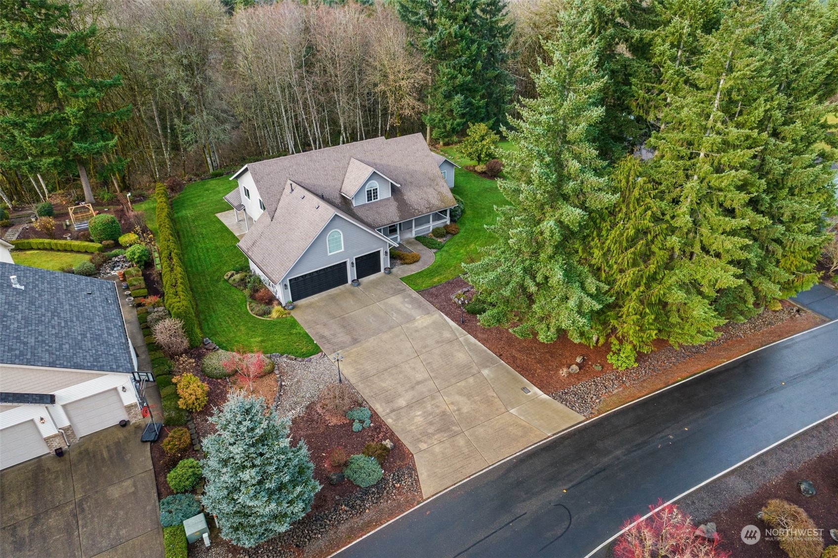 Property Photo:  103 Rainier Court  WA 98532 