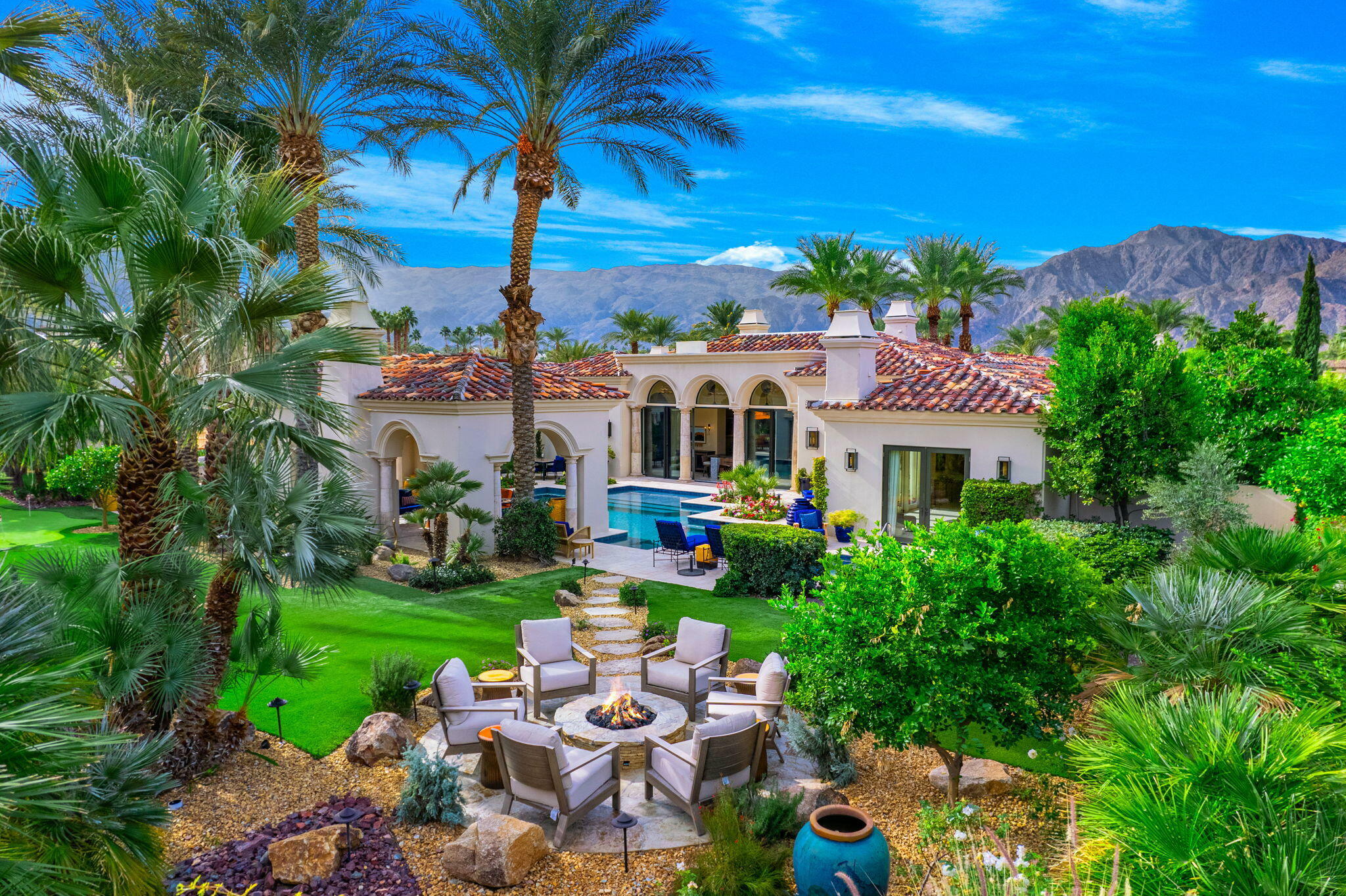 Property Photo: 52788 Claret Cove CA 92253