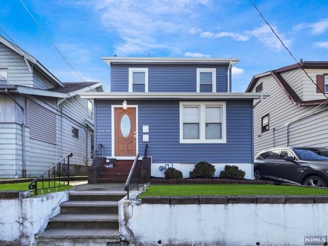 263 East 6th Street  Clifton NJ 07011 photo
