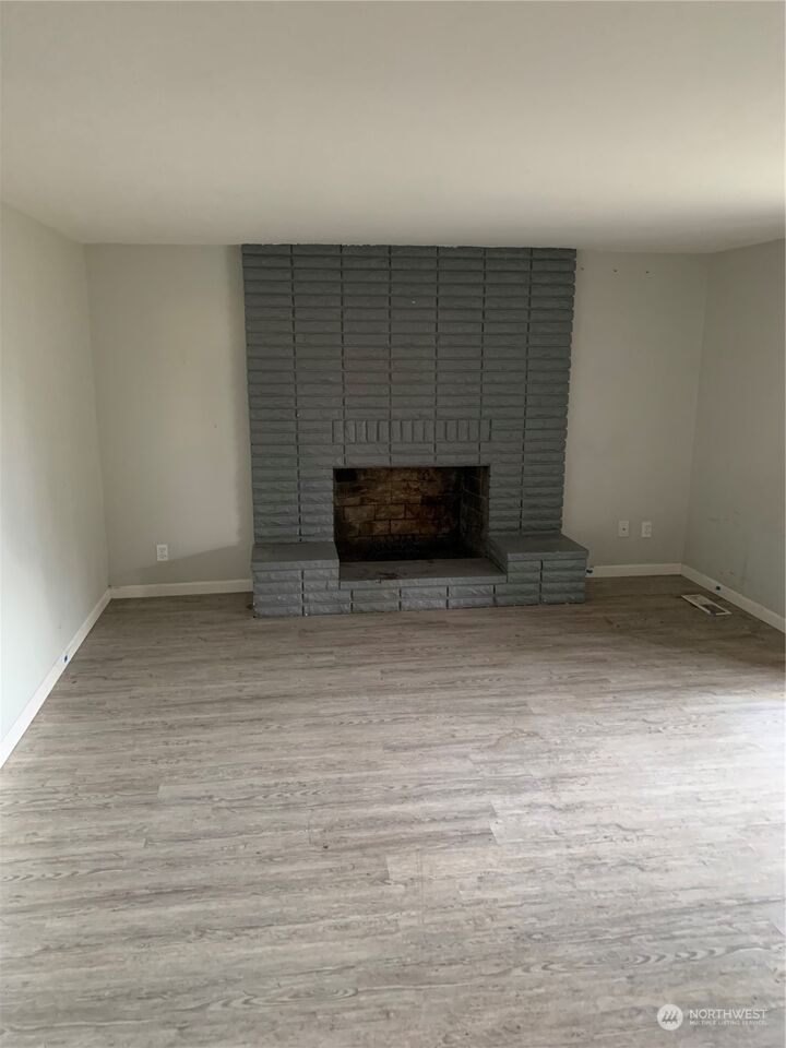 House for sale in Everett 706 88th Street SE, Everett, WA 98208