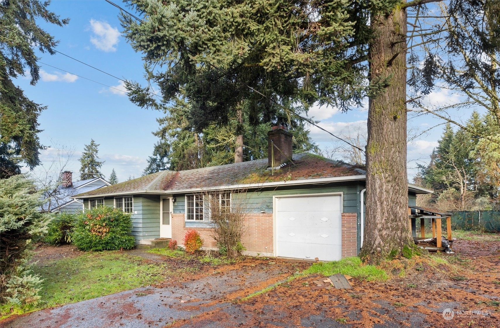 Property Photo:  320 S 116th Street  WA 98168 