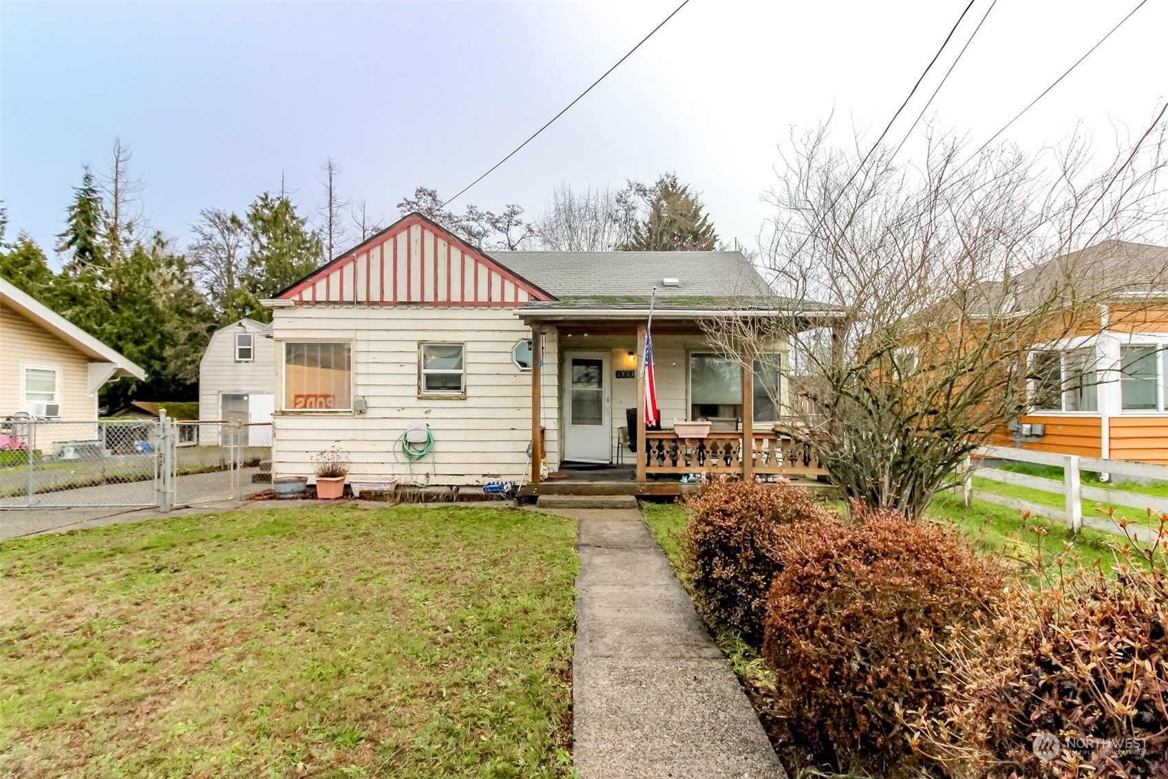 3733 S Wilkeson Street  Tacoma WA 98418 photo