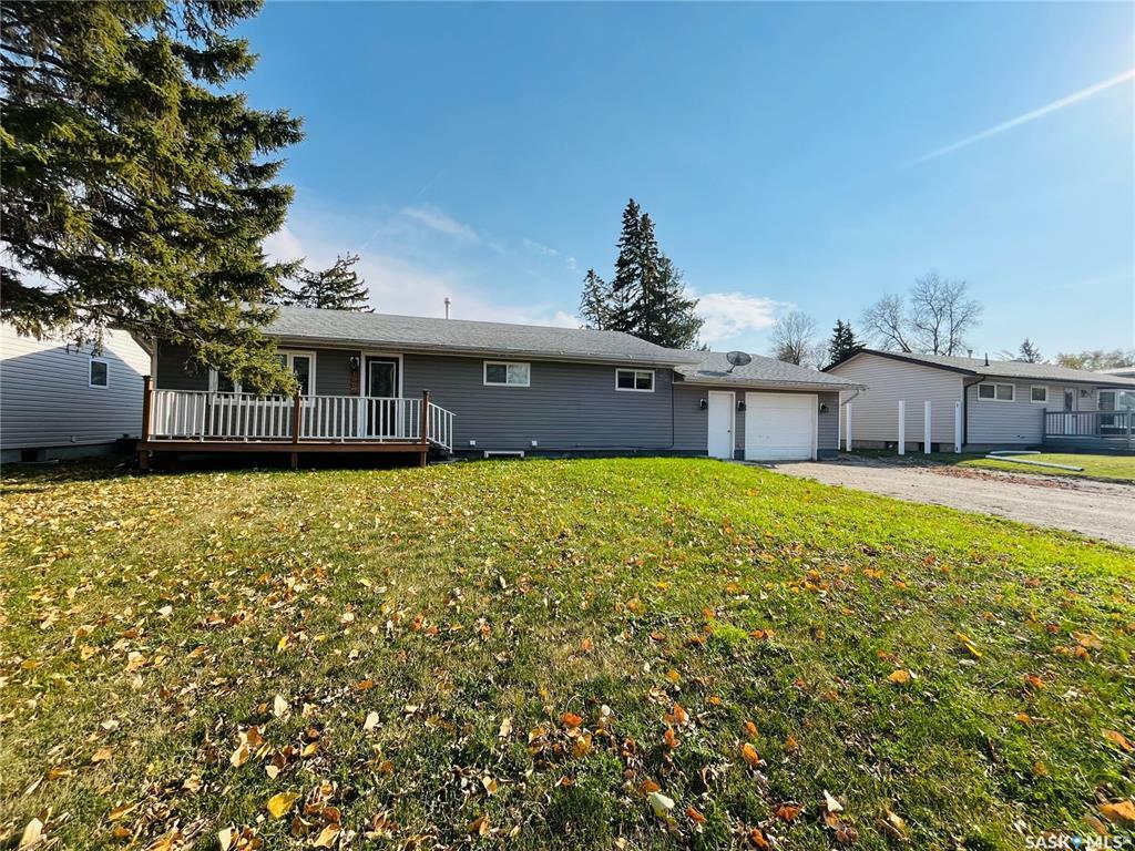 Photo de la propriété:  1007 Carleton Street  SK S0G 3N0 